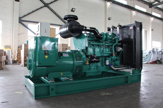 丁青320kw康明斯柴油发电车出租组图片 丁青320kw康明斯柴油发电车出租组图片